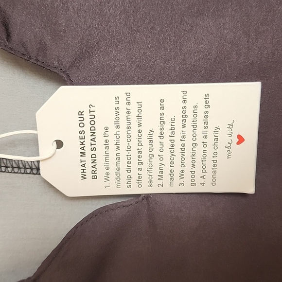 Dress - Picture 6 of 6